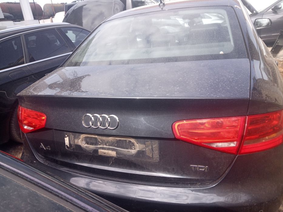 Vând stopuri audi A4 B8.5