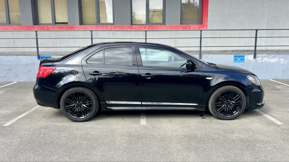 Suzuki Kizashi 2.4 benzina