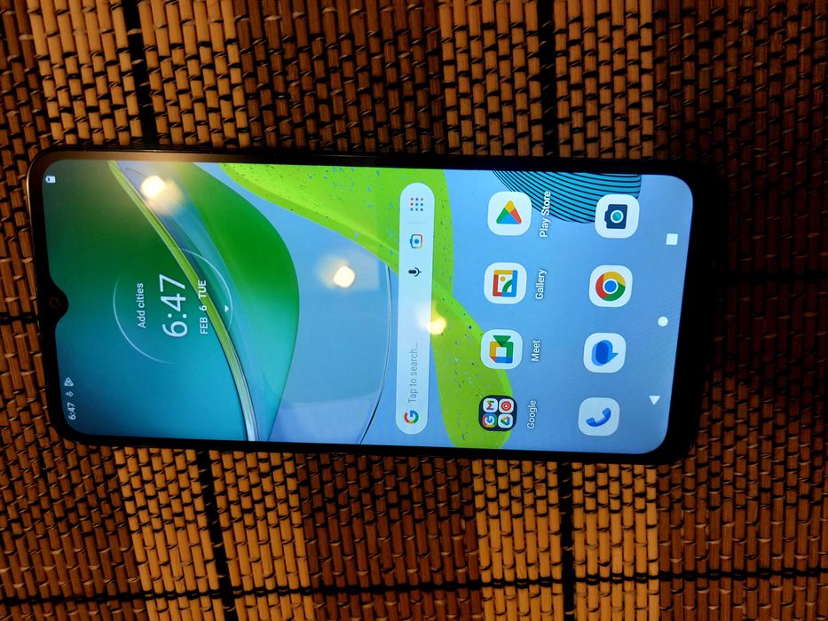 Motorola Moto E13 64GB 2GB RAM Dual