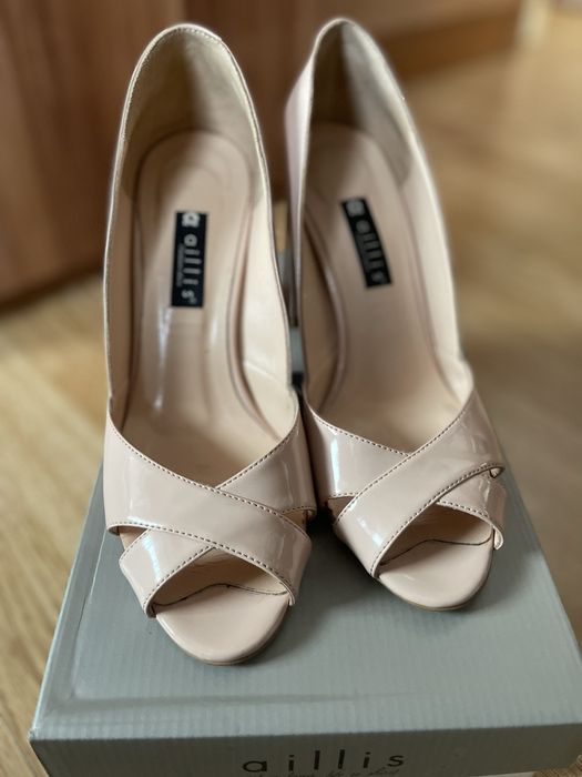 Продам туфли