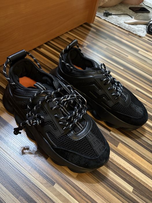 Versace Chain Reaction