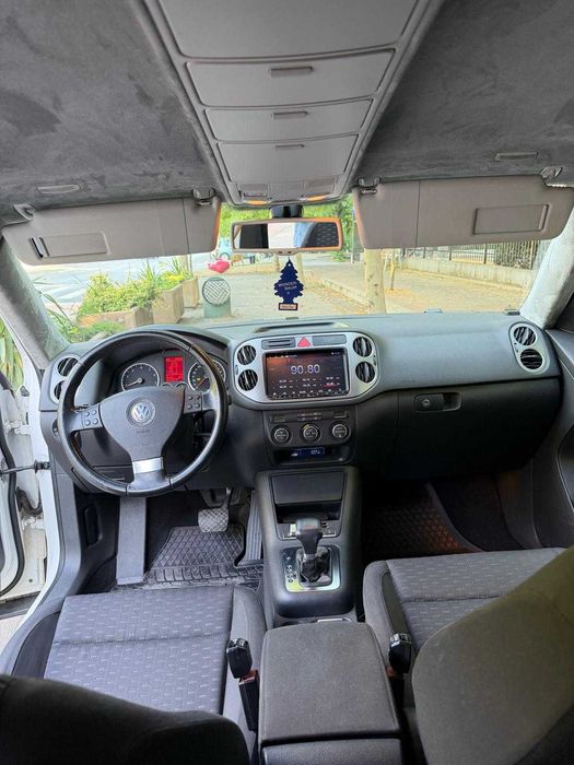 VOLKSWAGEN Tiguan 2008