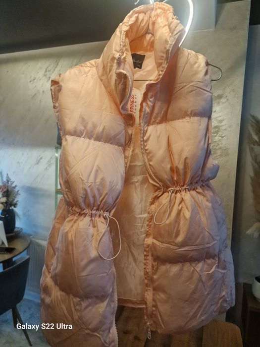 Vesta dama noua cu eticheta