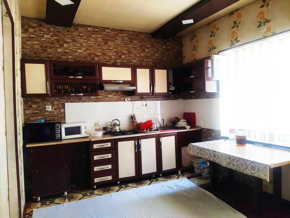 Уй сотилади Назарбек Арка махаллада срочно уй сотилади