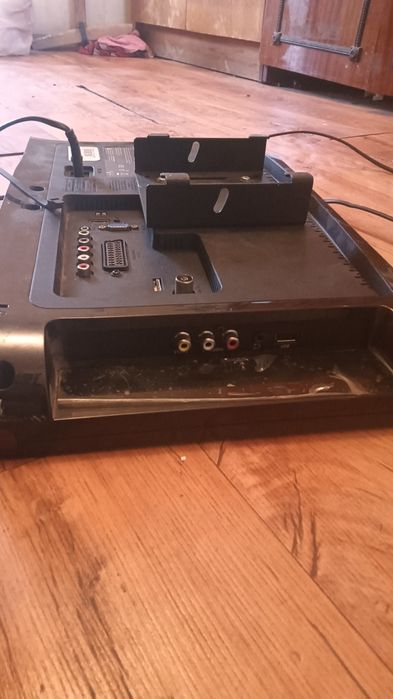 Телевизор бу настенный