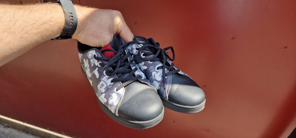 Продам обувь на девочку