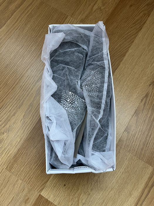 Продам женскую обувь