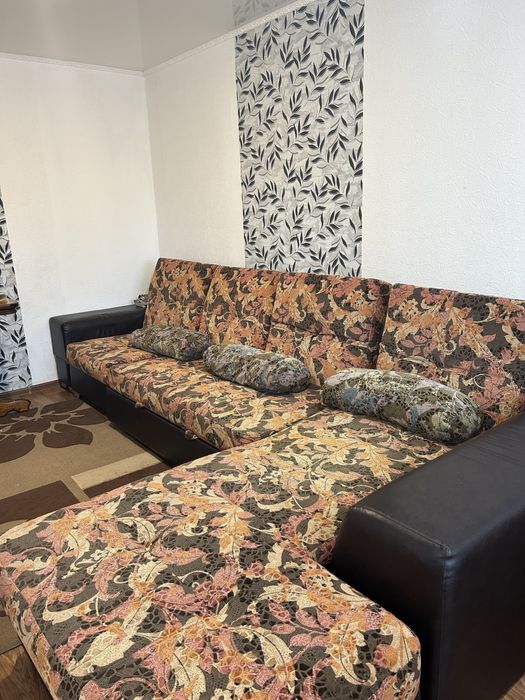 СРОЧНООО! Продам отличный диван!