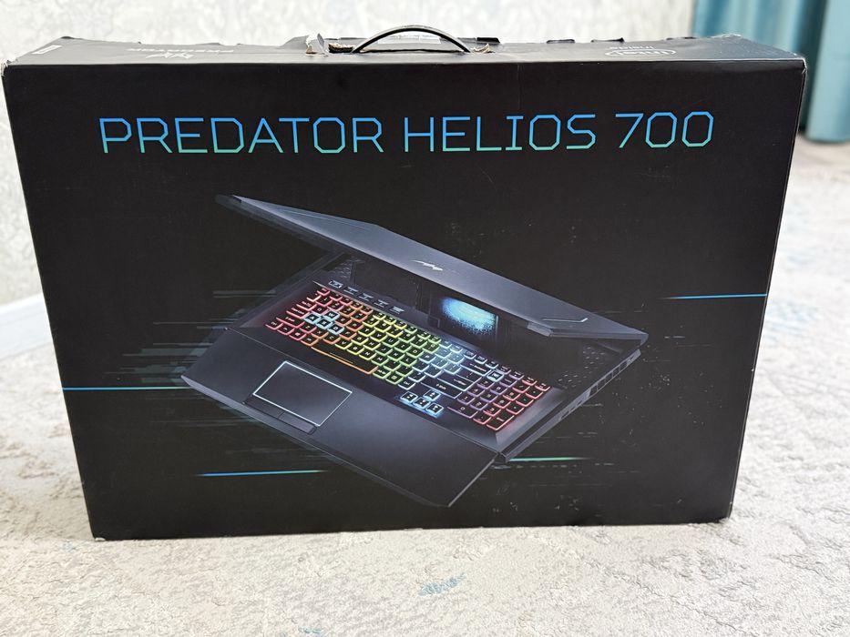 Acer Predator Helios 700