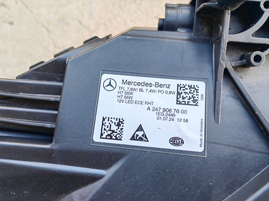 Фар Mercedes W247 B-Classa LED десен / Фар Мерцедес Б класа Оригинален