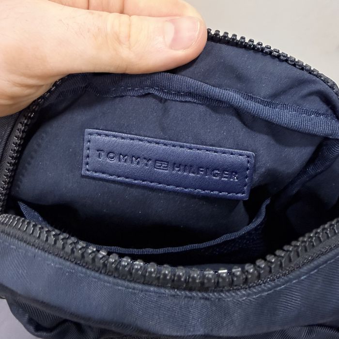 Продам барсетку Tommy Hilfiger оригинал