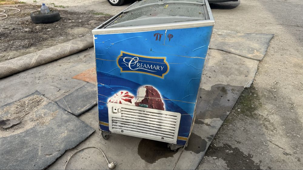 Продам морозильник