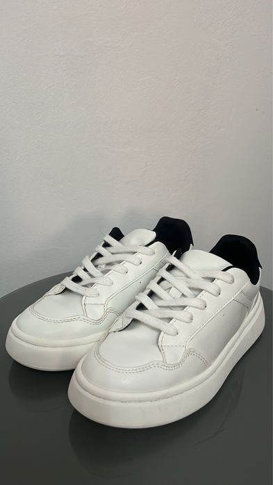 Adidasi  baiat zara 35