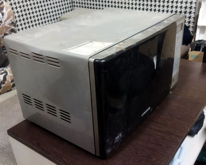 Продам микроволновку недорого