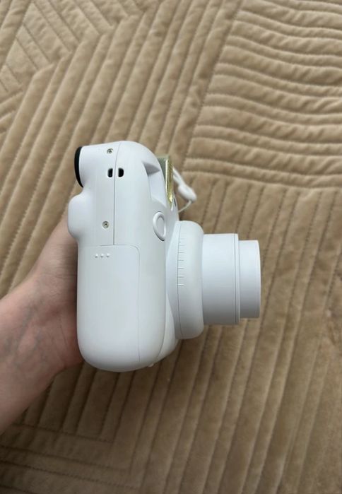 Instax mini 12 белый