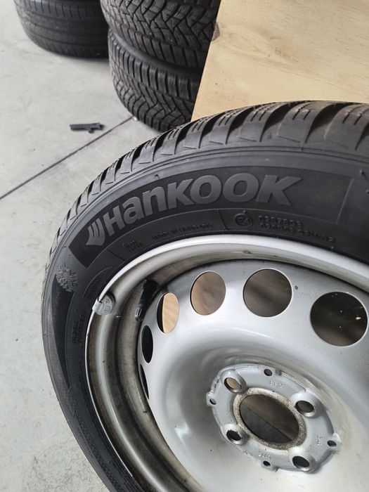 Jante Smart fortwo III în două lățimi anv iarna 165 65  / 185 60 R15