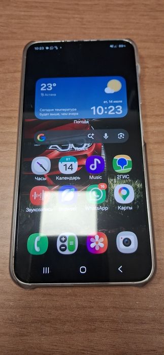 Телефон  Samsung  s23