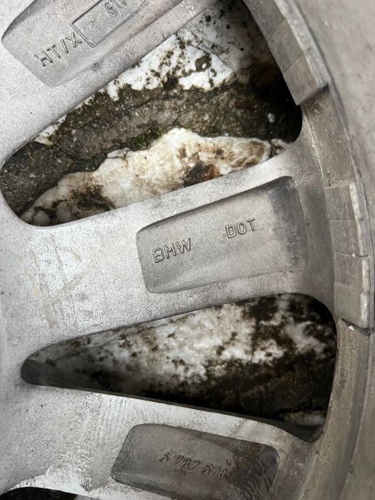 Джанти със зимни гуми за БМВ 18 цола