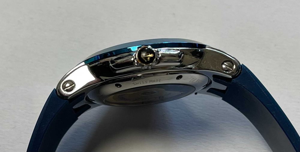 Механичен часовник Ulysse Nardin Dual Time