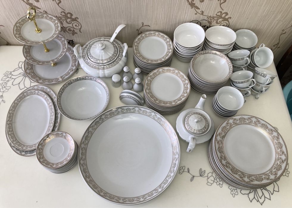 Сервиз на 12 персон