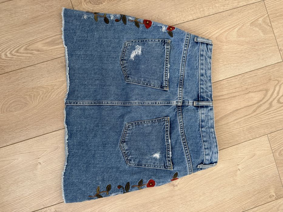 Пола Zara размер S