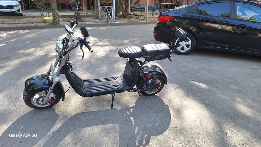 Электромобиль взрослый