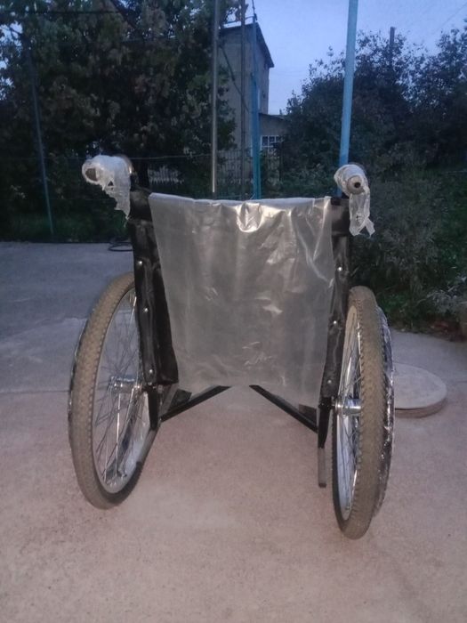 Инвалидная коляска