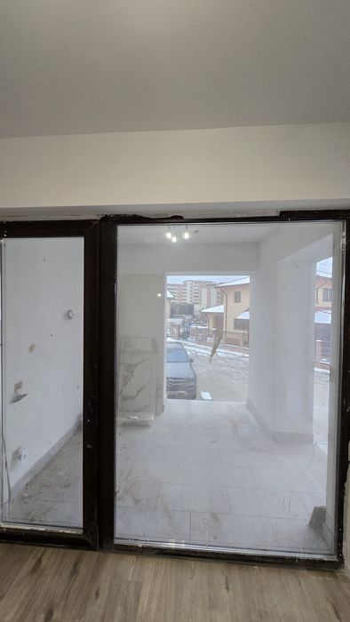 Apartament Nou Bulevard  2 camere + loc parcare subteran.