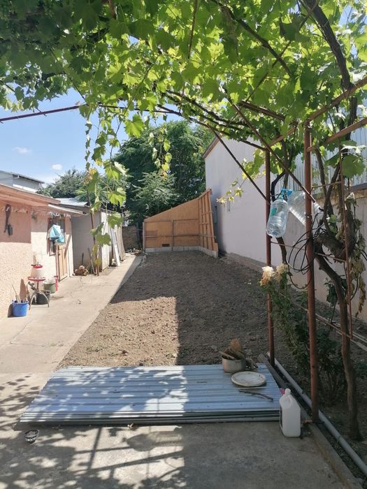 Casă de vânzare