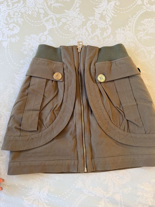 Fusta Balmain cu fermuar