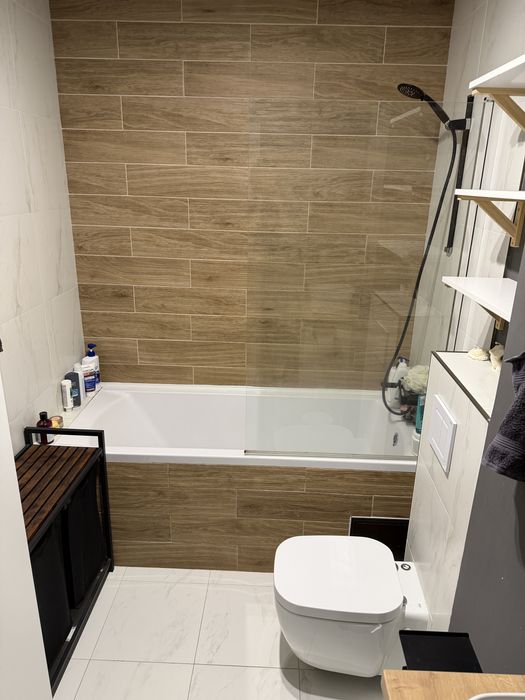 Apartament 2 camere, 55mp, balcon 8mp, zona BMW, 2 parcari!