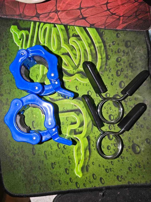 Продавам: 2 вида държачи за щанга Ф28мм