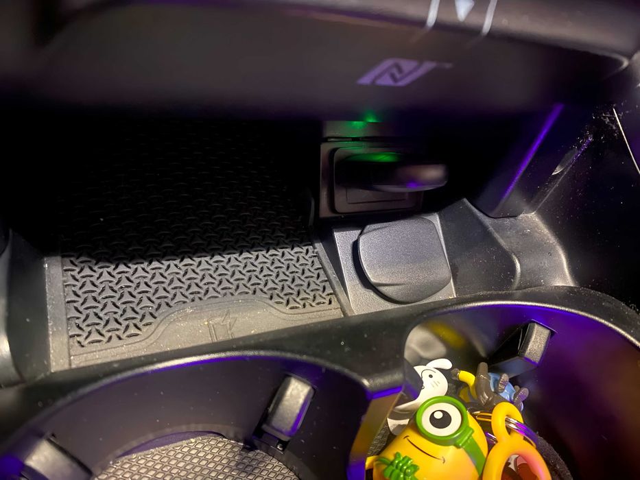 Гаранция! Нов USB и Type C Адаптер за Безжичен CarPlay и Android Auto