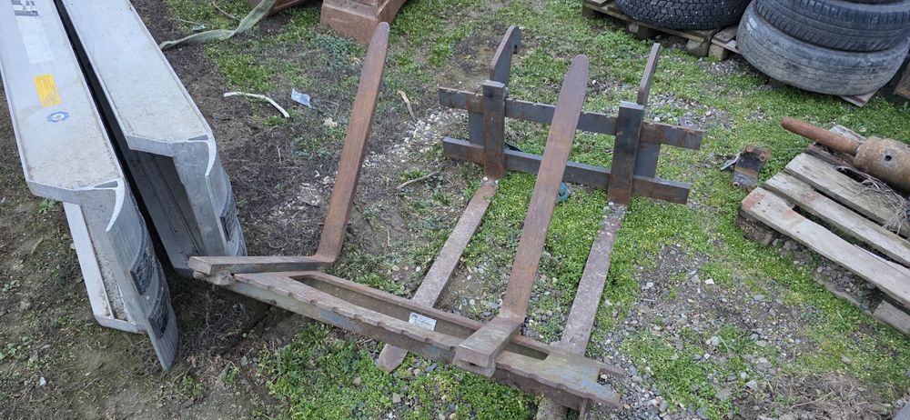 Furci paleți  Lame paleți miniincarcator Bobcat  Bob cat