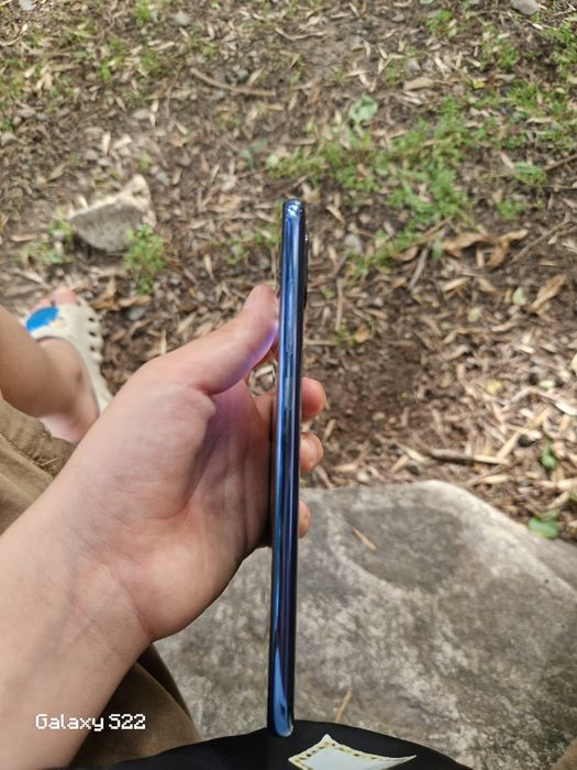 В продаже xiaomi mi 8