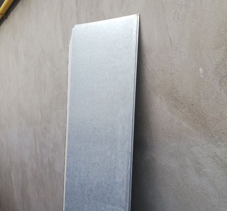 Продам конёк на крышу