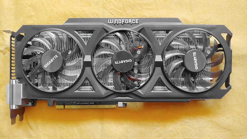 Графична карта GIGABYTE GeForce GTX 760 N760OC-2GD Rev 2.0