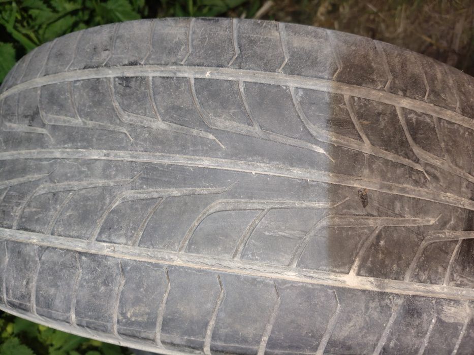 2 шины 225×55R17 2шт.215×55R17