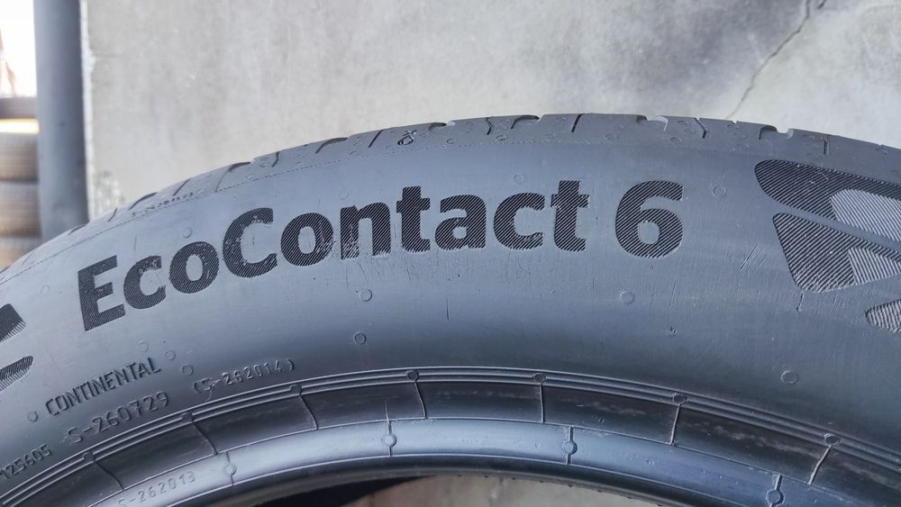 2бр. летни гуми 235/50/19 Continental Eco Contact 6