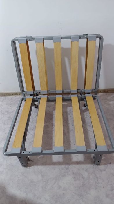 Раскладушка для спальни