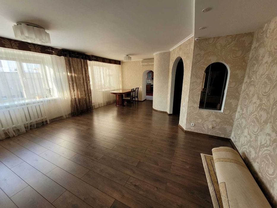 Продам 4 ком квартиру