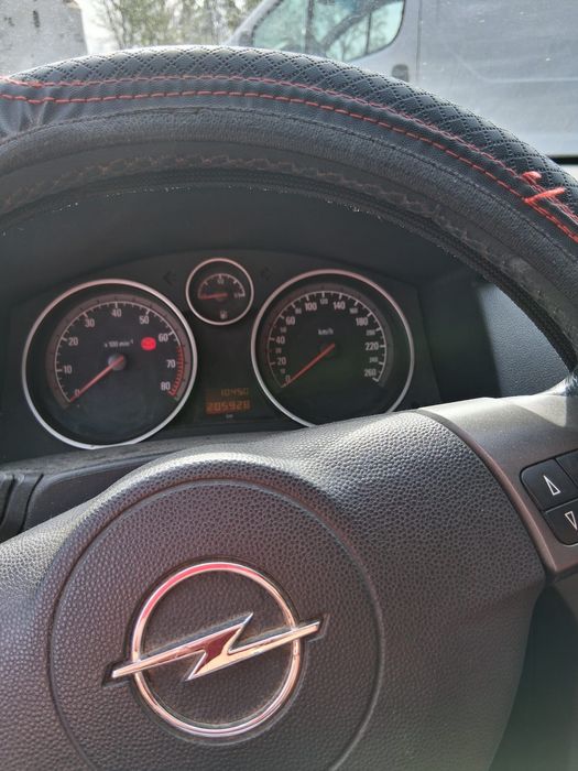 Vând Opel Astra H