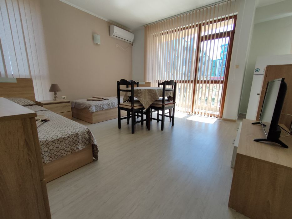 Апартамент под наем в гр. Приморско но 50 метра от Северен плаж.