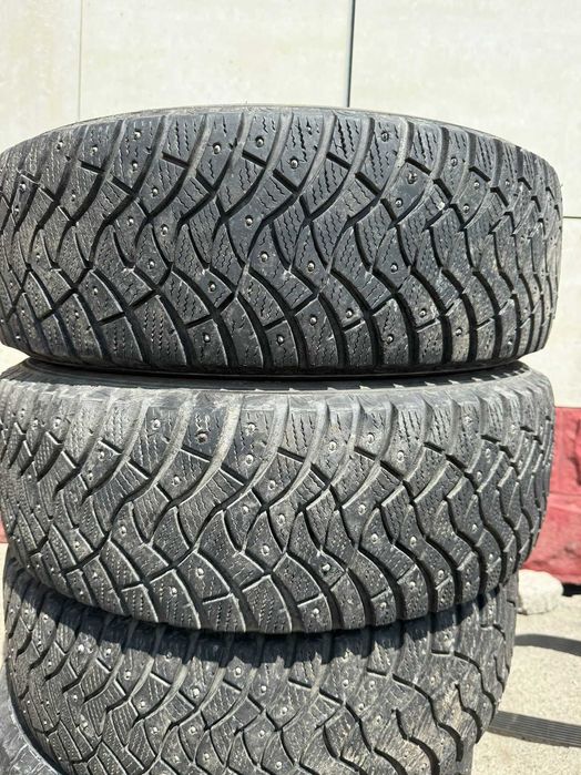 Зимние шины 195/65/15 Dunlop