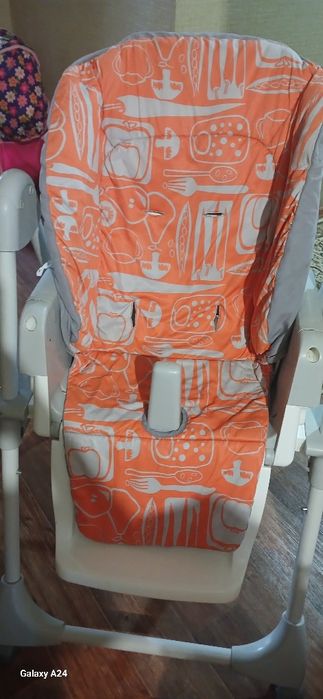 Продам стульчик для кормления