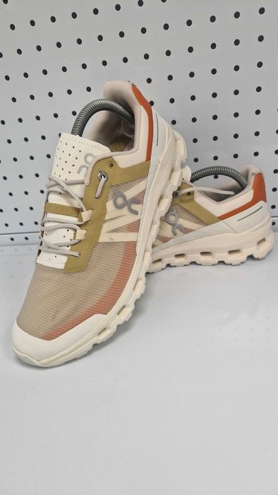 Оригинални маратонки- On