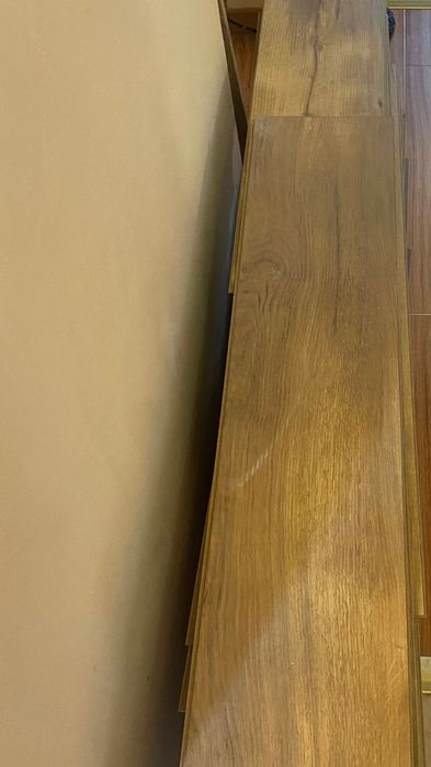 NOU Parchet laminat 10 mm