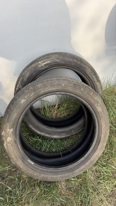 Продам автошины R 17 - 2 шт