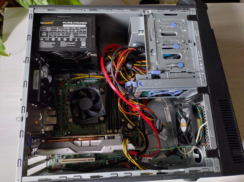 Компютър за игри - Lenovo M81 - Xeon (i7)/RAM 16GB/GTX 1060 3GB