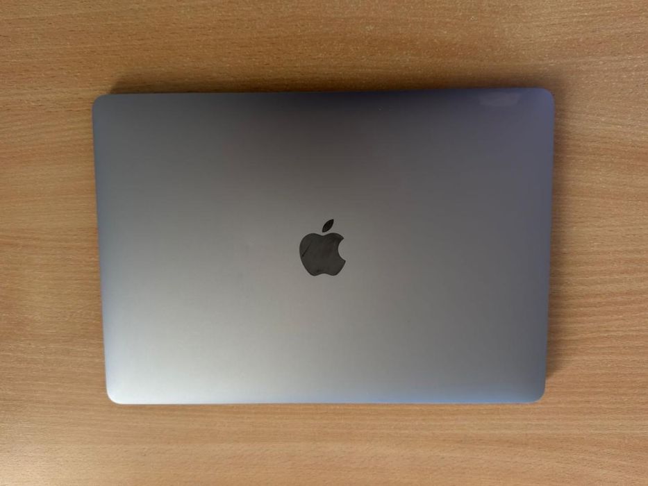 Продам Mac Air m1 2020